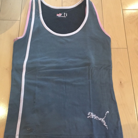 Puma Tops - Puma sports bra